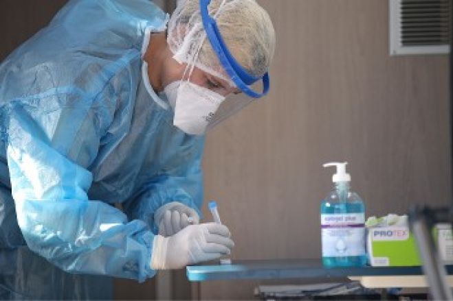 &Pi;&epsilon;&rho;ί &alpha;&tau;&omicron;&mu;&iota;&kappa;ή&sigmaf; &epsilon;&upsilon;&theta;ύ&nu;&eta;&sigmaf;, &epsilon;&lambda;&epsilon;&upsilon;&theta;&epsilon;&rho;ί&alpha;&sigmaf; &kappa;&alpha;&iota; &laquo;&epsilon;&pi;&iota;&lambda;&omicron;&gamma;ώ&nu;&raquo;...