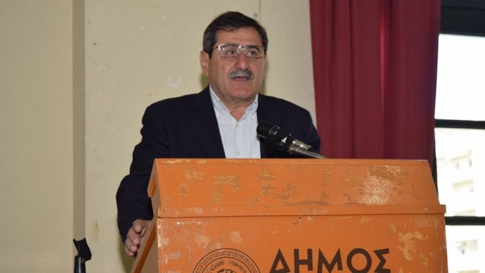 &Sigma;&upsilon;&mu;&beta;&alpha;ί&nu;&epsilon;&iota; &sigma;&tau;&eta;&nu; &Epsilon;&lambda;&lambda;ά&delta;&alpha;: &Delta;&iota;&kappa;ά&zeta;&omicron;&upsilon;&nu; &tau;&omicron;&nu; &delta;ή&mu;&alpha;&rho;&chi;&omicron; &Pi;ά&tau;&rho;&alpha;&sigmaf;, &Kappa;ώ&sigma;&tau;&alpha; &Pi;&epsilon;&lambda;&epsilon;&tau;ί&delta;&eta;...