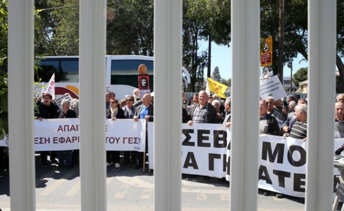 &Pi;έ&rho;&alpha;&nu; &tau;&omicron;&upsilon; 30% &eta; &zeta;&eta;&mu;&iota;ά &sigma;&tau;&omicron; &beta;&iota;&omicron;&tau;&iota;&kappa;ό &epsilon;&pi;ί&pi;&epsilon;&delta;&omicron; &tau;&omega;&nu; &sigma;&upsilon;&nu;&tau;&alpha;&xi;&iota;&omicron;ύ&chi;&omega;&nu; &tau;&alpha; &tau;&epsilon;&lambda;&epsilon;&upsilon;&tau;&alpha;ί&alpha; 6 &chi;&rho;ό&nu;&iota;&alpha;