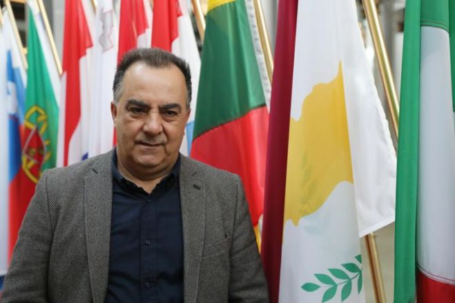 &Pi;&alpha;&rho;έ&mu;&beta;&alpha;&sigma;&eta; &pi;&rho;&omicron;&sigmaf; &Kappa;&omicron;&mu;&iota;&sigma;&iota;ό&nu; &gamma;&iota;&alpha; &epsilon;&phi;&alpha;&rho;&mu;&omicron;&gamma;ή &sigma;&tau;&eta;&nu; &Kappa;ύ&pi;&rho;&omicron; &tau;&eta;&sigmaf; &Sigma;ύ&mu;&beta;&alpha;&sigma;&eta;&sigmaf; &tau;&omega;&nu; &Eta;&nu;. &Epsilon;&theta;&nu;ώ&nu; &gamma;&iota;&alpha; &Alpha;&mu;&epsilon;&Alpha;