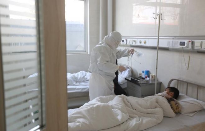&Pi;&Iota;&Sigma;: &Alpha;&nu;ά&gamma;&kappa;&eta; &delta;&iota;&alpha;&mu;ό&rho;&phi;&omega;&sigma;&eta;&sigmaf; &chi;ώ&rho;&omega;&nu; &pi;&omicron;&upsilon; &nu;&alpha; &pi;&epsilon;&rho;&iota;&theta;ά&lambda;&pi;&omicron;&upsilon;&nu; &alpha;&pi;&omicron;&kappa;&lambda;&epsilon;&iota;&sigma;&tau;&iota;&kappa;ά &alpha;&sigma;&theta;&epsilon;&nu;&epsilon;ί&sigmaf; &mu;&epsilon; &kappa;&omicron;&rho;&omega;&nu;&omicron;ϊό