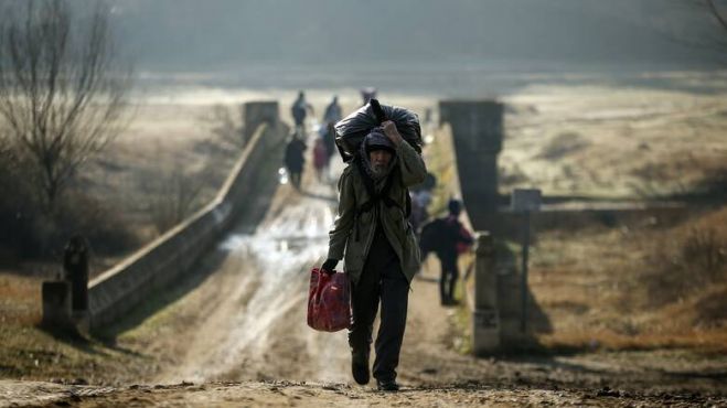 Έ&lambda;&lambda;&eta;&nu;&epsilon;&sigmaf; &sigma;&upsilon;&nu;&omicron;&rho;&iota;&omicron;&phi;ύ&lambda;&alpha;&kappa;&epsilon;&sigmaf; &xi;&upsilon;&lambda;&omicron;&kappa;ό&pi;&eta;&sigma;&alpha;&nu; &kappa;&alpha;&iota; &alpha;&pi;έ&lambda;&alpha;&sigma;&alpha;&nu; &mu;&epsilon;&tau;&alpha;&phi;&rho;&alpha;&sigma;&tau;ή &tau;&eta;&sigmaf; Frontex &mu;&alpha;&zeta;ί &mu;&epsilon; ά&lambda;&lambda;&omicron;&upsilon;&sigmaf; &pi;&rho;ό&sigma;&phi;&upsilon;&gamma;&epsilon;&sigmaf;!