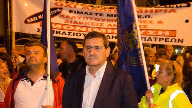 &Kappa;ώ&sigma;&tau;&alpha;&sigmaf; &Pi;&epsilon;&lambda;&epsilon;&tau;ί&delta;&eta;&sigmaf;: &Pi;&omicron;&iota;&omicron;&sigmaf; &alpha;&pi;ό &epsilon;&sigma;ά&sigmaf; &rho;ώ&tau;&eta;&sigma;&epsilon; &tau;&omicron;&upsilon;&sigmaf; &epsilon;&rho;&gamma;&alpha;&zeta;ό&mu;&epsilon;&nu;&omicron;&upsilon;&sigmaf; &gamma;&iota;&alpha; &tau;&iota;&sigmaf; &laquo;&Lambda;&epsilon;&upsilon;&kappa;έ&sigmaf; &Nu;ύ&chi;&tau;&epsilon;&sigmaf;&raquo;;