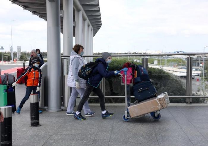 Ά&mu;&epsilon;&sigma;&eta; &alpha;&pi;&alpha;&gamma;ό&rho;&epsilon;&upsilon;&sigma;&eta; &kappa;ά&theta;&epsilon; ά&sigma;&kappa;&omicron;&pi;&eta;&sigmaf; &mu;&epsilon;&tau;&alpha;&kappa;ί&nu;&eta;&sigma;&eta;&sigmaf; &kappa;&alpha;&iota; &kappa;&upsilon;&kappa;&lambda;&omicron;&phi;&omicron;&rho;ί&alpha;&sigmaf; &zeta;&eta;&tau;ά &omicron; &Pi;&Iota;&Sigma;
