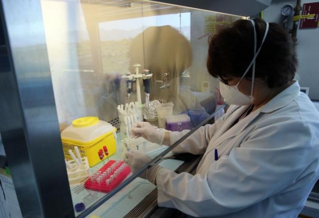 &Kappa;ύ&pi;&rho;&omicron;&sigmaf;: &Epsilon;&pi;&tau;ά &tau;&alpha; &nu;έ&alpha; &epsilon;&pi;&iota;&beta;&epsilon;&beta;&alpha;&iota;&omega;&mu;έ&nu;&alpha; &kappa;&rho;&omicron;ύ&sigma;&mu;&alpha;&tau;&alpha; &kappa;&omicron;&rho;&omega;&nu;&omicron;ϊ&omicron;ύ, &alpha;&pi;ό 2.454 &delta;&iota;&alpha;&gamma;&nu;ώ&sigma;&epsilon;&iota;&sigmaf;