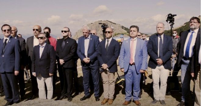 &Omicron; &delta;&iota;&alpha;&sigma;&pi;&alpha;&sigma;&tau;&iota;&kappa;ό&sigmaf; &rho;ό&lambda;&omicron;&sigmaf; &tau;&eta;&sigmaf; &eta;&gamma;&epsilon;&sigma;ί&alpha;&sigmaf; &tau;&eta;&sigmaf; &Epsilon;&Alpha;&Alpha;&Sigma; &sigma;&tau;&omicron;&upsilon;&sigmaf; &alpha;&pi;ό&sigma;&tau;&rho;&alpha;&tau;&omicron;&upsilon;&sigmaf;