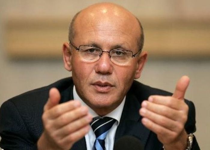 &Tau;&alpha;&lambda;ά&tau;: &Delta;&epsilon;&nu; έ&chi;&epsilon;&iota; &pi;&iota;&theta;&alpha;&nu;ό&tau;&eta;&tau;&epsilon;&sigmaf; &epsilon;&pi;&iota;&tau;&upsilon;&chi;ί&alpha;&sigmaf; &mu;&iota;&alpha; &pi;&omicron;&lambda;&iota;&tau;&iota;&kappa;ή &epsilon;&kappa;&tau;ό&sigmaf; &tau;&eta;&sigmaf; &omicron;&mu;&omicron;&sigma;&pi;&omicron;&nu;&delta;ί&alpha;&sigmaf;...