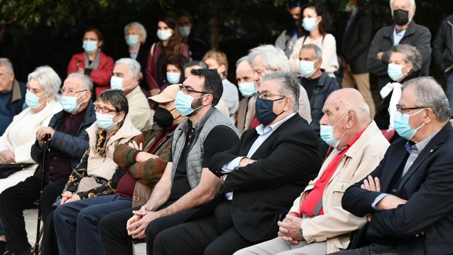 &Kappa;&omicron;&upsilon;&tau;&sigma;&omicron;ύ&mu;&pi;&alpha;&sigmaf;: &Omicron; &phi;&alpha;&sigma;&iota;&sigma;&mu;ό&sigmaf; &epsilon;ί&nu;&alpha;&iota; &gamma;έ&nu;&nu;&eta;&mu;&alpha; &theta;&rho;έ&mu;&mu;&alpha; &tau;&omicron;&upsilon; &sigma;ά&pi;&iota;&omicron;&upsilon; &sigma;&upsilon;&sigma;&tau;ή&mu;&alpha;&tau;&omicron;&sigmaf; &pi;&omicron;&upsilon; &pi;&rho;έ&pi;&epsilon;&iota; &eta; &lambda;&alpha;ϊ&kappa;ή &pi;ά&lambda;&eta; &nu;&alpha; &alpha;&nu;&alpha;&tau;&rho;έ&psi;&epsilon;&iota; (video)