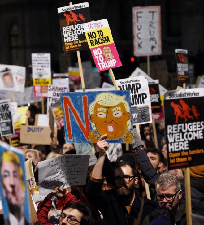 &Delta;&iota;&alpha;&delta;&eta;&lambda;ώ&sigma;&epsilon;&iota;&sigmaf; -&kappa;&alpha;&iota; &delta;&eta;&lambda;ώ&sigma;&epsilon;&iota;&sigmaf;- &kappa;&alpha;&tau;ά &tau;&omicron;&upsilon; &delta;&iota;&alpha;&tau;ά&gamma;&mu;&alpha;&tau;&omicron;&sigmaf; &kappa;&alpha;&iota; &tau;&eta;&sigmaf; &epsilon;&pi;ί&sigma;&kappa;&epsilon;&psi;&eta;&sigmaf; &Tau;&rho;&alpha;&mu;&pi; &sigma;&tau;&eta; &Beta;&rho;&epsilon;&tau;&alpha;&nu;ί&alpha;