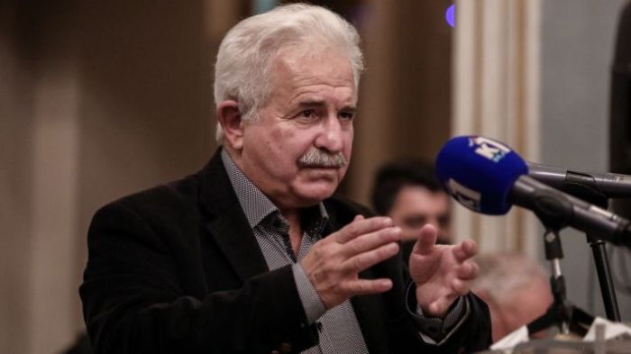 &Sigma;&upsilon;&gamma;&gamma;&rho;&alpha;&phi;&epsilon;ί&sigmaf;... &tau;&eta;&sigmaf; &delta;&epsilon;&kappa;ά&rho;&alpha;&sigmaf;