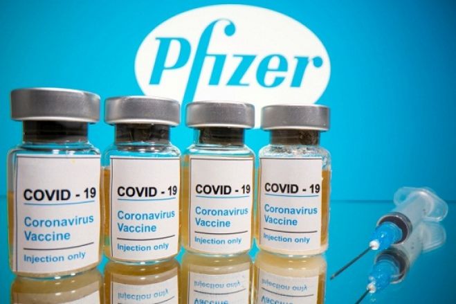 &Kappa;&omicron;&rho;&omega;&nu;&omicron;ϊό&sigmaf;: 15 &delta;&iota;&sigmaf; &delta;&omicron;&lambda;ά&rho;&iota;&alpha; &kappa;έ&rho;&delta;&eta; &alpha;&nu;&alpha;&mu;έ&nu;&epsilon;&iota; &eta; &laquo;Pfizer&raquo;!