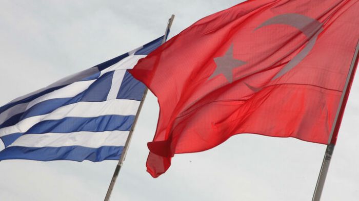 &Epsilon;&pi;&iota;&kappa;ί&nu;&delta;&upsilon;&nu;&epsilon;&sigmaf; &delta;&iota;&epsilon;&upsilon;&theta;&epsilon;&tau;ή&sigma;&epsilon;&iota;&sigmaf; &sigma;&tau;&alpha; &Epsilon;&lambda;&lambda;&eta;&nu;&omicron;&tau;&omicron;&upsilon;&rho;&kappa;&iota;&kappa;ά, &mu;&epsilon; &alpha;&mu;&epsilon;&rho;&iota;&kappa;&alpha;&nu;&omicron;&Nu;&Alpha;&Tau;&Omicron;&iota;&kappa;ή &epsilon;&pi;&omicron;&pi;&tau;&epsilon;ί&alpha;