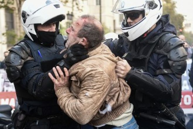 &Epsilon;&lambda;&lambda;&eta;&nu;&iota;&kappa;ή &kappa;&upsilon;&beta;έ&rho;&nu;&eta;&sigma;&eta;: &Epsilon;&theta;&nu;&iota;&kappa;ό &sigma;&chi;έ&delta;&iota;&omicron; ά&gamma;&rho;&iota;&alpha;&sigmaf; &kappa;&alpha;&tau;&alpha;&sigma;&tau;&omicron;&lambda;ή&sigmaf; &mu;&epsilon; ... &alpha;&pi;ό&lambda;&upsilon;&tau;&omicron; έ&lambda;&epsilon;&gamma;&chi;&omicron; &tau;&eta;&sigmaf; &epsilon;&nu;&eta;&mu;έ&rho;&omega;&sigma;&eta;&sigmaf;!