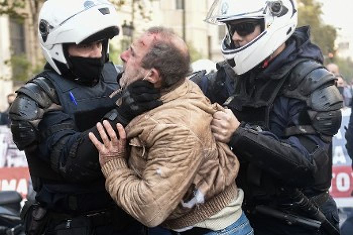 &Epsilon;&lambda;&lambda;&eta;&nu;&iota;&kappa;ή &kappa;&upsilon;&beta;έ&rho;&nu;&eta;&sigma;&eta;: &Epsilon;&theta;&nu;&iota;&kappa;ό &sigma;&chi;έ&delta;&iota;&omicron; ά&gamma;&rho;&iota;&alpha;&sigmaf; &kappa;&alpha;&tau;&alpha;&sigma;&tau;&omicron;&lambda;ή&sigmaf; &mu;&epsilon; ... &alpha;&pi;ό&lambda;&upsilon;&tau;&omicron; έ&lambda;&epsilon;&gamma;&chi;&omicron; &tau;&eta;&sigmaf; &epsilon;&nu;&eta;&mu;έ&rho;&omega;&sigma;&eta;&sigmaf;!