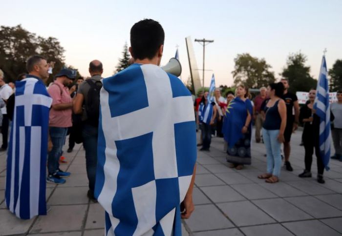 &Epsilon;&lambda;&lambda;ά&delta;&alpha;: &Sigma;&upsilon;&lambda;&lambda;&alpha;&lambda;&eta;&tau;ή&rho;&iota;&omicron; &sigma;&tau;&omicron; &Sigma;ύ&nu;&tau;&alpha;&gamma;&mu;&alpha; &epsilon;&nu;&alpha;&nu;&tau;ί&omicron;&nu; &tau;&eta;&sigmaf; &sigma;&upsilon;&mu;&phi;&omega;&nu;ί&alpha;&sigmaf; &tau;&omega;&nu; &Pi;&rho;&epsilon;&sigma;&pi;ώ&nu;