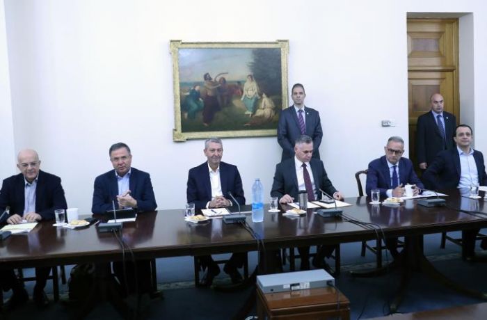 &Alpha;&mu;&mu;ό&chi;&omega;&sigma;&tau;&omicron;&sigmaf;, &mu;&epsilon;&tau;&alpha;&nu;&alpha;&sigma;&tau;&epsilon;&upsilon;&tau;&iota;&kappa;ό &kappa;&alpha;&iota; &mu;έ&tau;&rho;&alpha; &gamma;&iota;&alpha; &kappa;&omicron;&rho;&omega;&nu;&omicron;ϊό &sigma;&tau;&eta; &sigma;&upsilon;&nu;&epsilon;&delta;&rho;ί&alpha; &tau;&omicron;&upsilon; &Epsilon;&theta;&nu;&iota;&kappa;&omicron;ύ &Sigma;&upsilon;&mu;&beta;&omicron;&upsilon;&lambda;ί&omicron;&upsilon;