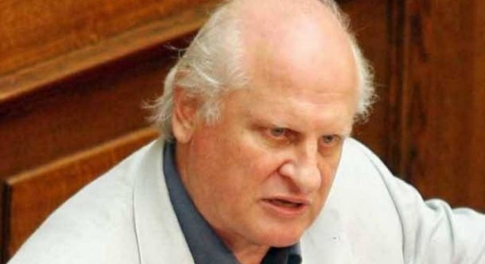 &laquo;Έ&phi;&upsilon;&gamma;&epsilon;&raquo; &sigma;ή&mu;&epsilon;&rho;&alpha; &alpha;&pi;ό &tau;&eta; &zeta;&omega;ή &omicron; &Alpha;&nu;&tau;ώ&nu;&eta;&sigmaf; &Sigma;&kappa;&upsilon;&lambda;&lambda;ά&kappa;&omicron;&sigmaf;