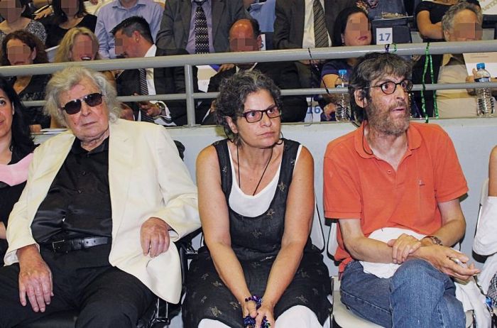 &Pi;&alpha;&rho;έ&mu;&beta;&alpha;&sigma;&eta; &tau;&omicron;&upsilon; &gamma;&iota;&omicron;&upsilon; &tau;&omicron;&upsilon; &Mu;ί&kappa;&eta; &gamma;&iota;&alpha; &tau;&omicron; &theta;&rho;ί&lambda;&epsilon;&rho; &tau;&eta;&sigmaf; &tau;&alpha;&phi;ή&sigmaf; - &laquo;&Psi;&upsilon;&chi;&rho;&alpha;&iota;&mu;ί&alpha; &Mu;&alpha;&rho;&gamma;&alpha;&rho;ί&tau;&alpha;&raquo;...