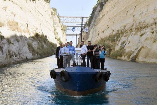 &Eta; &Delta;&iota;ώ&rho;&upsilon;&gamma;&alpha; &tau;&eta;&sigmaf; &Kappa;&omicron;&rho;ί&nu;&theta;&omicron;&upsilon; &kappa;&alpha;&iota; &omicron; &nu;&alpha;ύ&alpha;&rho;&chi;&omicron;&sigmaf; &Gamma;&epsilon;&lambda;&epsilon;&beta;&omicron;&upsilon;&rho;&delta;έ&zeta;&omicron;&sigmaf;