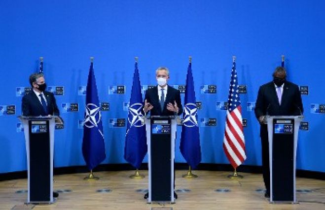 &Alpha;&nu;&epsilon;&beta;&alpha;ί&nu;&epsilon;&iota; &epsilon;&pi;&iota;&kappa;ί&nu;&delta;&upsilon;&nu;&alpha; &eta; έ&nu;&tau;&alpha;&sigma;&eta; &gamma;ύ&rho;&omega; &alpha;&pi;ό &Omicron;&upsilon;&kappa;&rho;&alpha;&nu;ί&alpha; &kappa;&alpha;&iota; &Kappa;&rho;&iota;&mu;&alpha;ί&alpha;