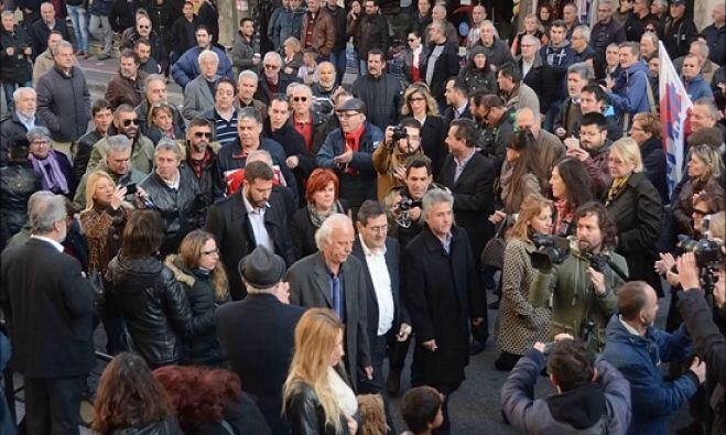 Ό&tau;&alpha;&nu; &omicron;&iota; &nu;&alpha;&zeta;ί &omicron;&delta;&eta;&gamma;&omicron;ύ&sigma;&alpha;&nu; &sigma;&epsilon; &delta;ί&kappa;&eta; &tau;&omicron;&nu; &Kappa;. &Pi;&epsilon;&lambda;&epsilon;&tau;ί&delta;&eta; &epsilon;&pi;&epsilon;&iota;&delta;ή &delta;&epsilon;&nu; &chi;ώ&rho;&iota;&zeta;&epsilon; &tau;&alpha; &pi;&alpha;&iota;&delta;&iota;ά &sigma;&epsilon; &laquo;&delta;&iota;&kappa;ά &mu;&alpha;&sigmaf;&raquo; &kappa;&alpha;&iota; &laquo;&xi;έ&nu;&alpha;&raquo;...