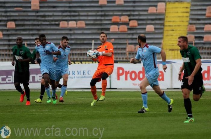 &Tau;&eta;&sigmaf; έ&kappa;&omicron;&psi;&epsilon; &tau;&eta; &phi;ό&rho;&alpha; &eta; &Pi;&Alpha;&Epsilon;&Epsilon;&Kappa;