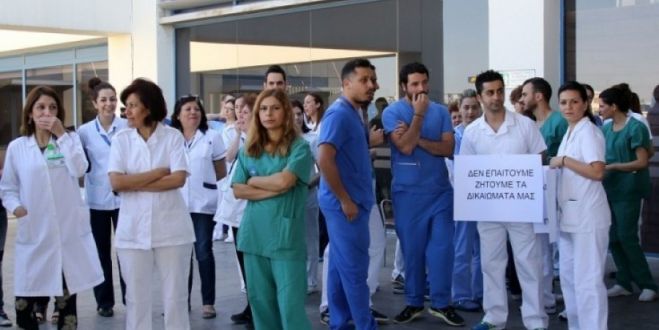 &Delta;&iota;&kappa;&alpha;&iota;ώ&nu;&omicron;&nu;&tau;&alpha;&iota; &omicron;&iota; &nu;&omicron;&sigma;&eta;&lambda;&epsilon;&upsilon;&tau;έ&sigmaf;