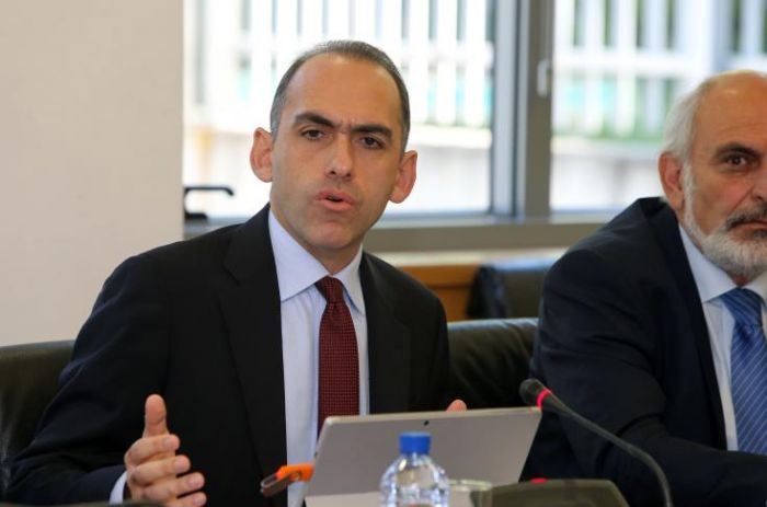 &Sigma;&upsilon;&gamma;&chi;ώ&nu;&epsilon;&upsilon;&sigma;&eta;&sigmaf; &tau;&eta;&sigmaf; &kappa;&alpha;&lambda;ή&sigmaf; &Sigma;&Kappa;&Tau; &mu;&epsilon; ά&lambda;&lambda;&eta; &kappa;&upsilon;&pi;&rho;&iota;&alpha;&kappa;ή &tau;&rho;ά&pi;&epsilon;&zeta;&alpha; &epsilon;&upsilon;&nu;&omicron;&epsilon;ί &eta; &Phi;&rho;&alpha;&nu;&kappa;&phi;&omicron;ύ&rho;&tau;&eta;