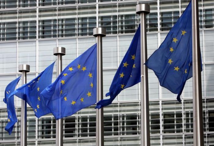 &Epsilon;&lambda;&lambda;ά&delta;&alpha;, &Iota;&tau;&alpha;&lambda;ί&alpha; &kappa;&alpha;&iota; &Kappa;ύ&pi;&rho;&omicron;&sigmaf; &epsilon;&xi;&alpha;&kappa;&omicron;&lambda;&omicron;&upsilon;&theta;&omicron;ύ&nu; &nu;&alpha; &alpha;&nu;&tau;&iota;&mu;&epsilon;&tau;&omega;&pi;ί&zeta;&omicron;&upsilon;&nu; &ldquo;&upsilon;&pi;&epsilon;&rho;&beta;&omicron;&lambda;&iota;&kappa;έ&sigmaf; &alpha;&nu;&iota;&sigma;&omicron;&rho;&rho;&omicron;&pi;ί&epsilon;&sigmaf;&rdquo;...