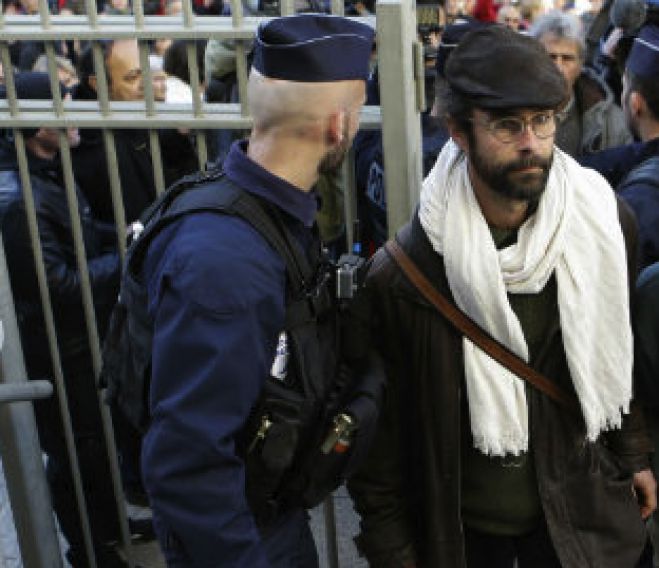 &Pi;&rho;ό&sigma;&tau;&iota;&mu;&omicron; &euro;3.000 &sigma;&epsilon; &Gamma;ά&lambda;&lambda;&omicron; &alpha;&gamma;&rho;ό&tau;&eta; &gamma;&iota;&alpha;&tau;ί &beta;&omicron;ή&theta;&eta;&sigma;&epsilon; &pi;&rho;ό&sigma;&phi;&upsilon;&gamma;&epsilon;&sigmaf;!