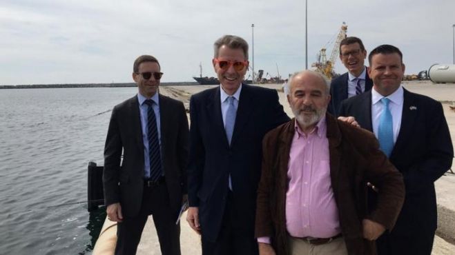 &Epsilon;&lambda;&lambda;ά&delta;&alpha;: &Mu;έ&chi;&rho;&iota; &tau;&iota;&sigmaf; &alpha;&rho;&chi;έ&sigmaf; &tau;&omicron;&upsilon; &chi;&rho;ό&nu;&omicron;&upsilon; &iota;&delta;&iota;&omega;&tau;&iota;&kappa;&omicron;&pi;&omicron;&iota;&omicron;ύ&nu;&tau;&alpha;&iota; ά&lambda;&lambda;&alpha; 10 &mu;&epsilon;&gamma;ά&lambda;&alpha; &lambda;&iota;&mu;ά&nu;&iota;&alpha;