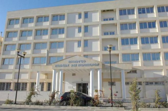 &Alpha;&kappa;&omicron;ύ&sigmaf; &epsilon;&kappa;&epsilon;ί &tau;&omicron; &theta;έ&mu;&alpha; &theta;&epsilon;&omega;&rho;&epsilon;ί&tau;&alpha;&iota; &lambda;ή&xi;&alpha;&nu;... &Mu;&alpha; &pi;&rho;&iota;&nu; &alpha;&lambda;έ&kappa;&tau;&omega;&rho; &lambda;&alpha;&lambda;ή&sigma;&epsilon;&iota; &tau;&rho;&iota;&sigmaf;, &omicron; &kappa;. &Sigma;έ&pi;&omicron;&sigmaf; &mu;&epsilon;&tau;&alpha;&kappa;&iota;&nu;ή&theta;&eta;&kappa;&epsilon;!