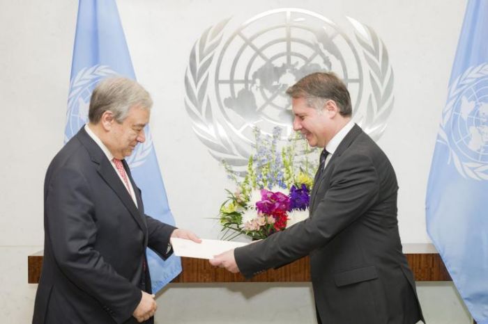 &Omicron; &Gamma;&epsilon;&nu;&iota;&kappa;ό&sigmaf; &Gamma;&rho;&alpha;&mu;&mu;&alpha;&tau;έ&alpha;&sigmaf; &tau;&omicron;&upsilon; &Omicron;&Eta;&Epsilon; &alpha;&nu;&tau;&iota;&lambda;&alpha;&mu;&beta;ά&nu;&epsilon;&tau;&alpha;&iota; &tau;&omicron; &zeta;ή&tau;&eta;&mu;&alpha; &sigma;&tau;&iota;&sigmaf; &sigma;&upsilon;&nu;&omicron;&mu;&iota;&lambda;ί&epsilon;&sigmaf;...