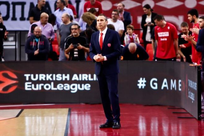 &Pi;&alpha;&rho;ά&delta;&epsilon;&iota;&gamma;&mu;&alpha; &pi;&rho;&omicron;&sigmaf; &mu;ί&mu;&eta;&sigma;&eta; &omicron; &pi;&rho;&omicron;&pi;&omicron;&nu;&eta;&tau;ή&sigmaf; &tau;&omicron;&upsilon; &Omicron;&lambda;&upsilon;&mu;&pi;&iota;&alpha;&kappa;&omicron;ύ &Nu;. &Mu;&pi;&lambda;&alpha;&tau;