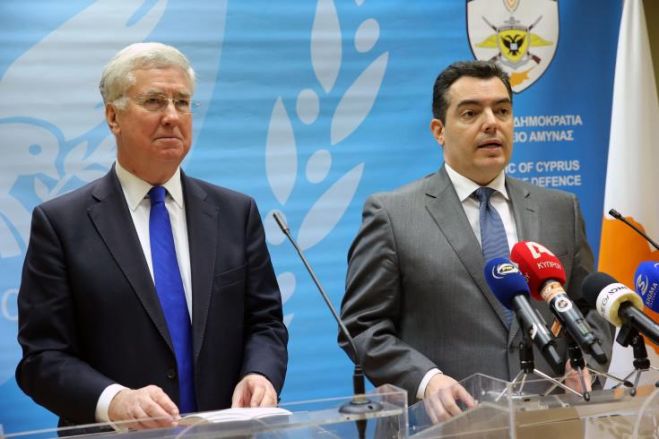 &Tau;&omicron; &Lambda;&omicron;&nu;&delta;ί&nu;&omicron; έ&tau;&omicron;&iota;&mu;&omicron; &nu;&alpha; &epsilon;&xi;&epsilon;&tau;ά&sigma;&epsilon;&iota; &tau;&eta;&nu; ό&pi;&omicron;&iota;&alpha; &sigma;&upsilon;&mu;&phi;&omega;&nu;ί&alpha; &gamma;&iota;&alpha; &tau;&eta;&nu; &alpha;&sigma;&phi;ά&lambda;&epsilon;&iota;&alpha;