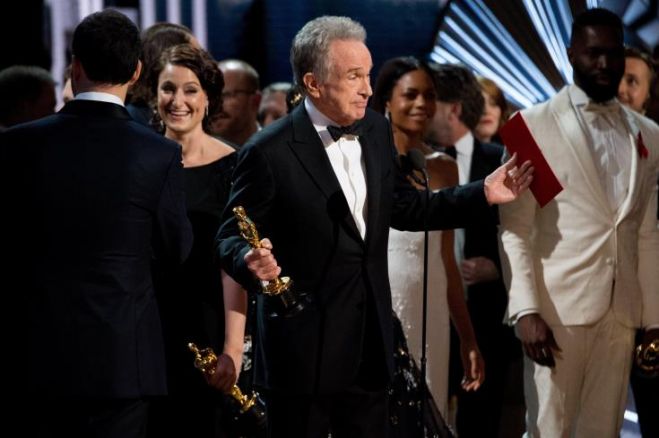 &Tau;&omicron; 'Moonlight' &kappa;έ&rho;&delta;&iota;&sigma;&epsilon; &tau;&omicron; Ό&sigma;&kappa;&alpha;&rho; &kappa;&alpha;&lambda;ύ&tau;&epsilon;&rho;&eta;&sigmaf; &tau;&alpha;&iota;&nu;ί&alpha;&sigmaf;