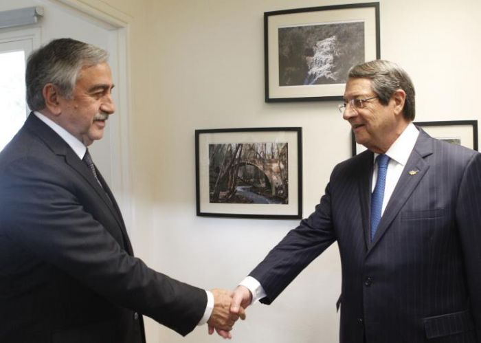 &Epsilon;&pi;&iota;&mu;έ&nu;&epsilon;&iota; &sigma;&epsilon; &alpha;&lambda;&lambda;&alpha;&gamma;ή &mu;&epsilon;&theta;&omicron;&delta;&omicron;&lambda;&omicron;&gamma;ί&alpha;&sigmaf; &omicron; &Alpha;&kappa;&iota;&nu;&tau;&zeta;ί