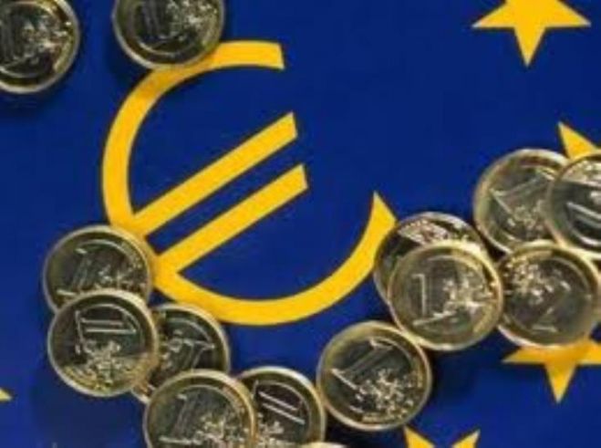 &Sigma;&tau;&omicron; 90,1% &tau;&omicron; &delta;&eta;&mu;ό&sigma;&iota;&omicron; &chi;&rho;έ&omicron;&sigmaf; &sigma;&tau;&eta;&nu; &Epsilon;&upsilon;&rho;&omega;&pi;&alpha;ϊ&kappa;ή Έ&nu;&omega;&sigma;&eta;