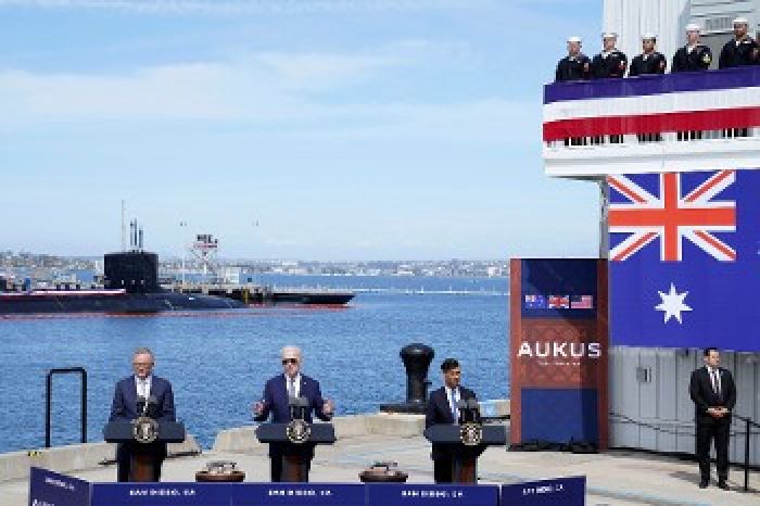 &Gamma;&iota;&alpha; &tau;&eta;&nu; &laquo;&iota;&sigma;&chi;&upsilon;&rho;ό&tau;&epsilon;&rho;&eta; &delta;&upsilon;&nu;&alpha;&tau;ή &theta;έ&sigma;&eta;&raquo; &tau;&omega;&nu; &Eta;&Pi;&Alpha; &kappa;&alpha;&iota; &tau;&omega;&nu; &sigma;&upsilon;&mu;&mu;ά&chi;&omega;&nu; &tau;&omicron;&upsilon;&sigmaf; &alpha;&pi;έ&nu;&alpha;&nu;&tau;&iota; &sigma;&tau;&eta;&nu; &Kappa;ί&nu;&alpha;