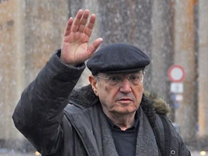 &Eta; &laquo;&beta;&rho;&omicron;&chi;ή&raquo;, &mu;&iota;&alpha; &lambda;έ&xi;&eta; &alpha;&rho;&chi;ή&sigmaf; &kappa;&alpha;&iota; &tau;έ&lambda;&omicron;&upsilon;&sigmaf; &gamma;&iota;&alpha; &tau;&omicron;&nu; &Theta;ό&delta;&omega;&rho;&omicron; &Alpha;&gamma;&gamma;&epsilon;&lambda;ό&pi;&omicron;&upsilon;&lambda;&omicron;