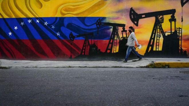 &Eta;&Pi;&Alpha;: &Omicron;&iota; &kappa;&upsilon;&rho;ώ&sigma;&epsilon;&iota;&sigmaf; &sigma;&tau;&eta; &Rho;&omega;&sigma;ί&alpha; &omicron;&delta;&eta;&gamma;&omicron;ύ&nu; &sigma;&epsilon; &laquo;&chi;&alpha;&lambda;ά&rho;&omega;&sigma;&eta;&raquo; &tau;&omicron;&upsilon; &epsilon;&mu;&pi;ά&rho;&gamma;&kappa;&omicron; &pi;&epsilon;&tau;&rho;&epsilon;&lambda;&alpha;ί&omicron;&upsilon; &sigma;&tau;&eta; &Beta;&epsilon;&nu;&epsilon;&zeta;&omicron;&upsilon;έ&lambda;&alpha;