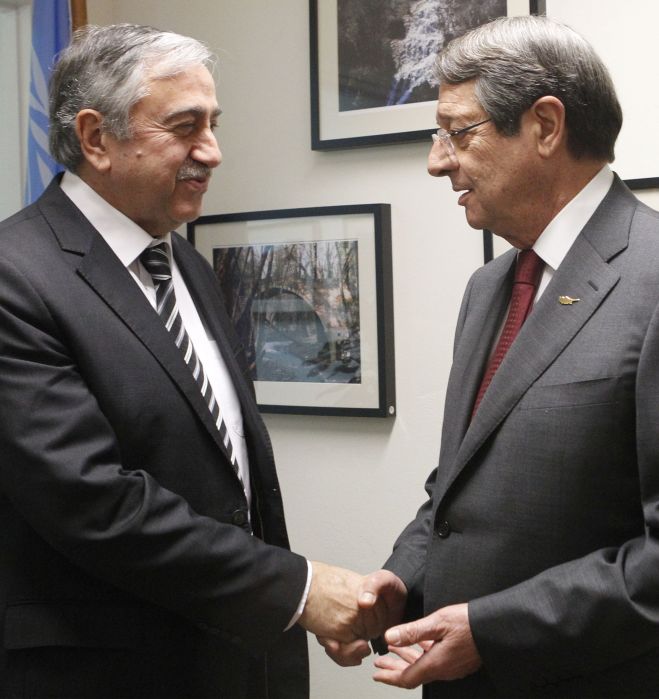 &Mu;&epsilon; &lambda;&iota;&gamma;&omicron;&sigma;&tau;έ&sigmaf; &epsilon;&lambda;&pi;ί&delta;&epsilon;&sigmaf; &epsilon;&pi;&iota;&tau;&upsilon;&chi;ί&alpha;&sigmaf; &sigma;&tau;&eta; &Gamma;&epsilon;&nu;&epsilon;ύ&eta;