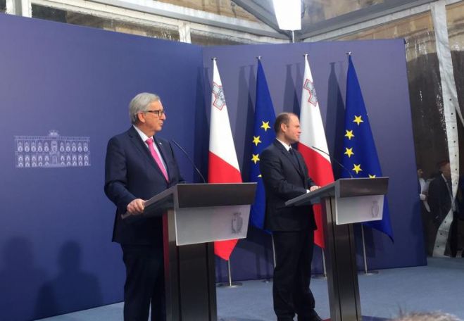 &Gamma;&iota;&omicron;ύ&nu;&kappa;&epsilon;&rho;: &Alpha;&upsilon;&tau;ό &pi;&omicron;&upsilon; &sigma;&upsilon;&mu;&beta;&alpha;ί&nu;&epsilon;&iota; &sigma;&tau;&eta; &Gamma;&epsilon;&nu;&epsilon;ύ&eta; &epsilon;ί&nu;&alpha;&iota; &eta; &tau;&epsilon;&lambda;&epsilon;&upsilon;&tau;&alpha;ί&alpha; &epsilon;&upsilon;&kappa;&alpha;&iota;&rho;ί&alpha;