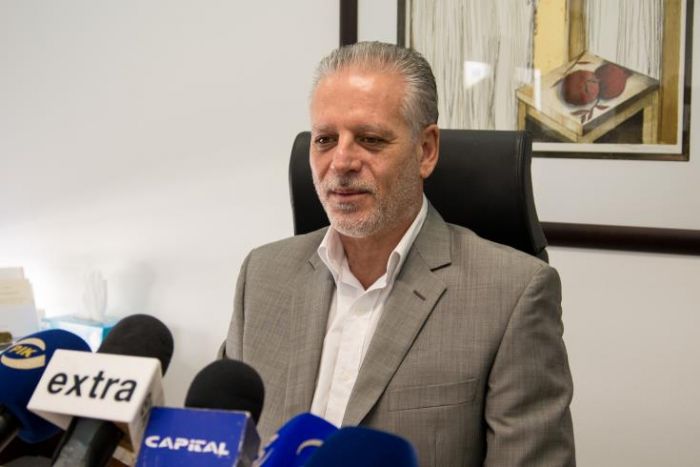 &Mu;&alpha;&kappa;&rho;&iota;ά &alpha;&pi;ό &pi;&rho;&omicron;&sigma;&omega;&pi;&iota;&kappa;έ&sigmaf; &epsilon;&pi;&iota;&lambda;&omicron;&gamma;έ&sigmaf; &kappa;&alpha;&iota; ό&rho;&omicron;&upsilon;&sigmaf; &nu;&alpha; &epsilon;&pi;&iota;&lambda;&epsilon;&gamma;&epsilon;ί &omicron; &upsilon;&pi;&omicron;&psi;ή&phi;&iota;&omicron;&sigmaf; &tau;&omicron;&upsilon; &epsilon;&nu;&delta;&iota;ά&mu;&epsilon;&sigma;&omicron;&upsilon;