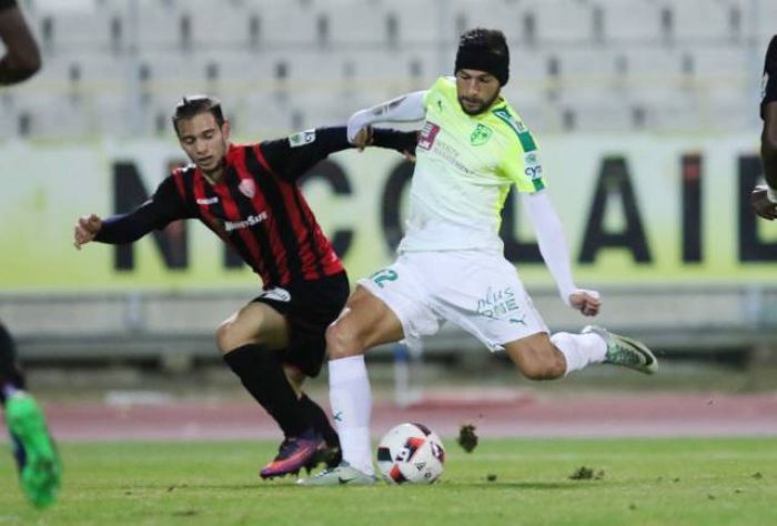 &Chi;&rho;&iota;&sigma;&tau;&omicron;ύ&gamma;&epsilon;&nu;&nu;&alpha; &sigma;&tau;&eta;&nu; &kappa;&omicron;&rho;&upsilon;&phi;ή &gamma;&iota;&alpha; &Alpha;&Epsilon;&Kappa;