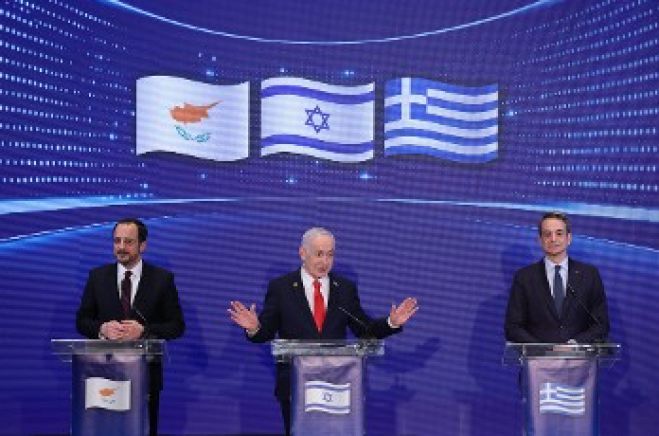 &Pi;&rho;ό&sigma;&kappa;&lambda;&eta;&sigma;&eta; &alpha;&pi;ό &tau;&omicron;&nu; &Tau;&rho;&alpha;&mu;&pi; &kappa;&alpha;&iota; &sigma;&tau;&eta;&nu; &epsilon;&lambda;&lambda;&eta;&nu;&iota;&kappa;ή &kappa;&alpha;&iota; &kappa;&upsilon;&pi;&rho;&iota;&alpha;&kappa;ή &kappa;&upsilon;&beta;έ&rho;&nu;&eta;&sigma;&eta; &gamma;&iota;&alpha; &tau;&omicron; &Sigma;&upsilon;&mu;&beta;&omicron;ύ&lambda;&iota;&omicron; &delta;&iota;&alpha;&mu;&epsilon;&lambda;&iota;&sigma;&mu;&omicron;ύ &tau;&eta;&sigmaf; &pi;&alpha;&lambda;&alpha;&iota;&sigma;&tau;&iota;&nu;&iota;&alpha;&kappa;ή&sigmaf; &gamma;&eta;&sigmaf;