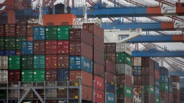 &Gamma;&epsilon;&rho;&mu;&alpha;&nu;ί&alpha;: &Pi;&alpha;&rho;ά &tau;&iota;&sigmaf; &kappa;&upsilon;&rho;ώ&sigma;&epsilon;&iota;&sigmaf; &alpha;&upsilon;&xi;ή&theta;&eta;&kappa;&epsilon; &eta; &alpha;&xi;ί&alpha; &tau;&omega;&nu; &epsilon;&iota;&sigma;&alpha;&gamma;&omega;&gamma;ώ&nu; &alpha;&pi;ό &tau;&eta; &Rho;&omega;&sigma;ί&alpha;