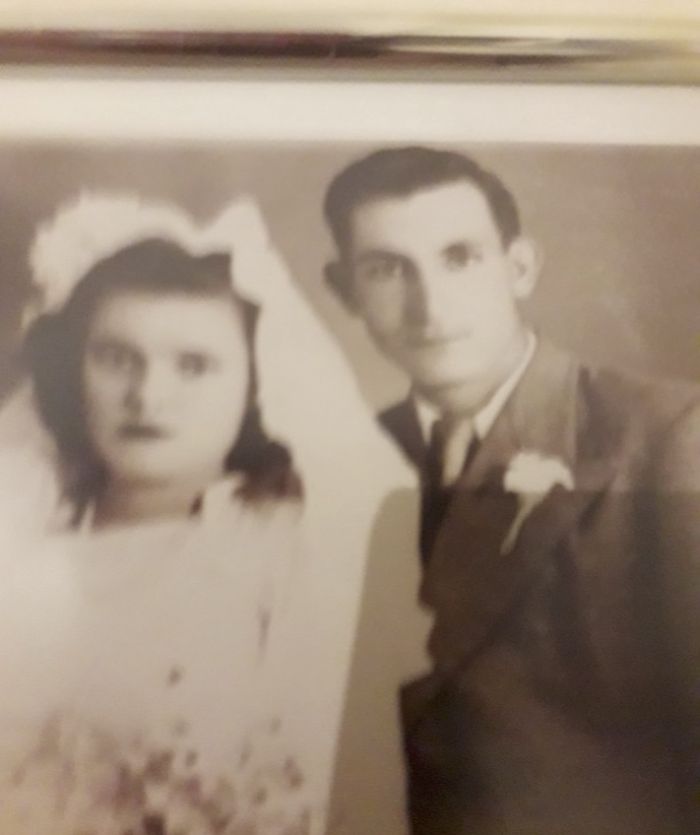 &Alpha;&pi;&omicron;&chi;&alpha;&iota;&rho;&epsilon;&tau;&iota;&sigma;&mu;ό&sigmaf; &sigma;&tau;&eta;&nu; &Omicron;&nu;&iota;&sigma;ώ&tau;&iota;&sigma;&sigma;&alpha; &Epsilon;&lambda;έ&nu;&eta; &Alpha;&nu;&tau;&omega;&nu;ή &Kappa;ό&kappa;&kappa;&iota;&nu;&omicron;&upsilon;