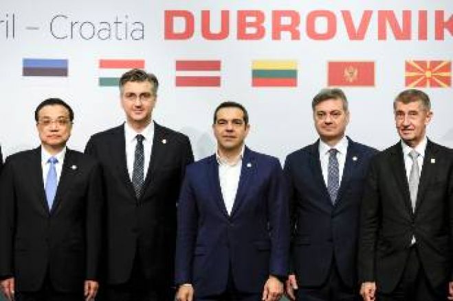 &Epsilon;&lambda;&lambda;ά&delta;&alpha;: &Tau;&rho;έ&chi;&epsilon;&iota; &gamma;&iota;&alpha; &tau;&iota;&sigmaf; &laquo;&epsilon;&upsilon;&kappa;&alpha;&iota;&rho;ί&epsilon;&sigmaf;&raquo; &tau;&eta;&sigmaf; &alpha;&sigma;&tau;&iota;&kappa;ή&sigmaf; &tau;ά&xi;&eta;&sigmaf;, &eta; &kappa;&upsilon;&beta;έ&rho;&nu;&eta;&sigma;&eta; &Sigma;&Upsilon;&Rho;&Iota;&Zeta;&Alpha;