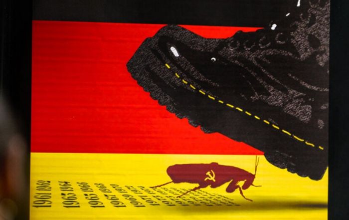 &Gamma;&epsilon;&rho;&mu;&alpha;&nu;ί&alpha;: &Chi;&rho;&eta;&mu;&alpha;&tau;&omicron;&delta;&omicron;&tau;&epsilon;ί &tau;&omicron;&nu; &phi;&alpha;&sigma;&iota;&sigma;&mu;ό &alpha;&pi;ό &tau;&eta;&nu; &Omicron;&upsilon;&kappa;&rho;&alpha;&nu;ί&alpha; &kappa;&alpha;&iota; &tau;&omicron;&nu; &beta;&alpha;&phi;&tau;ί&zeta;&epsilon;&iota; &ldquo;&Tau;έ&chi;&nu;&eta;&rdquo;!